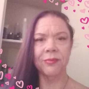 Meet your Posher, Gina